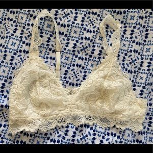Cream lace Bralette